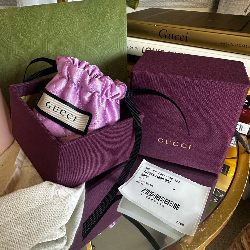 Gucci NWT Gold Interlocking Ring - Picture 4 of 5